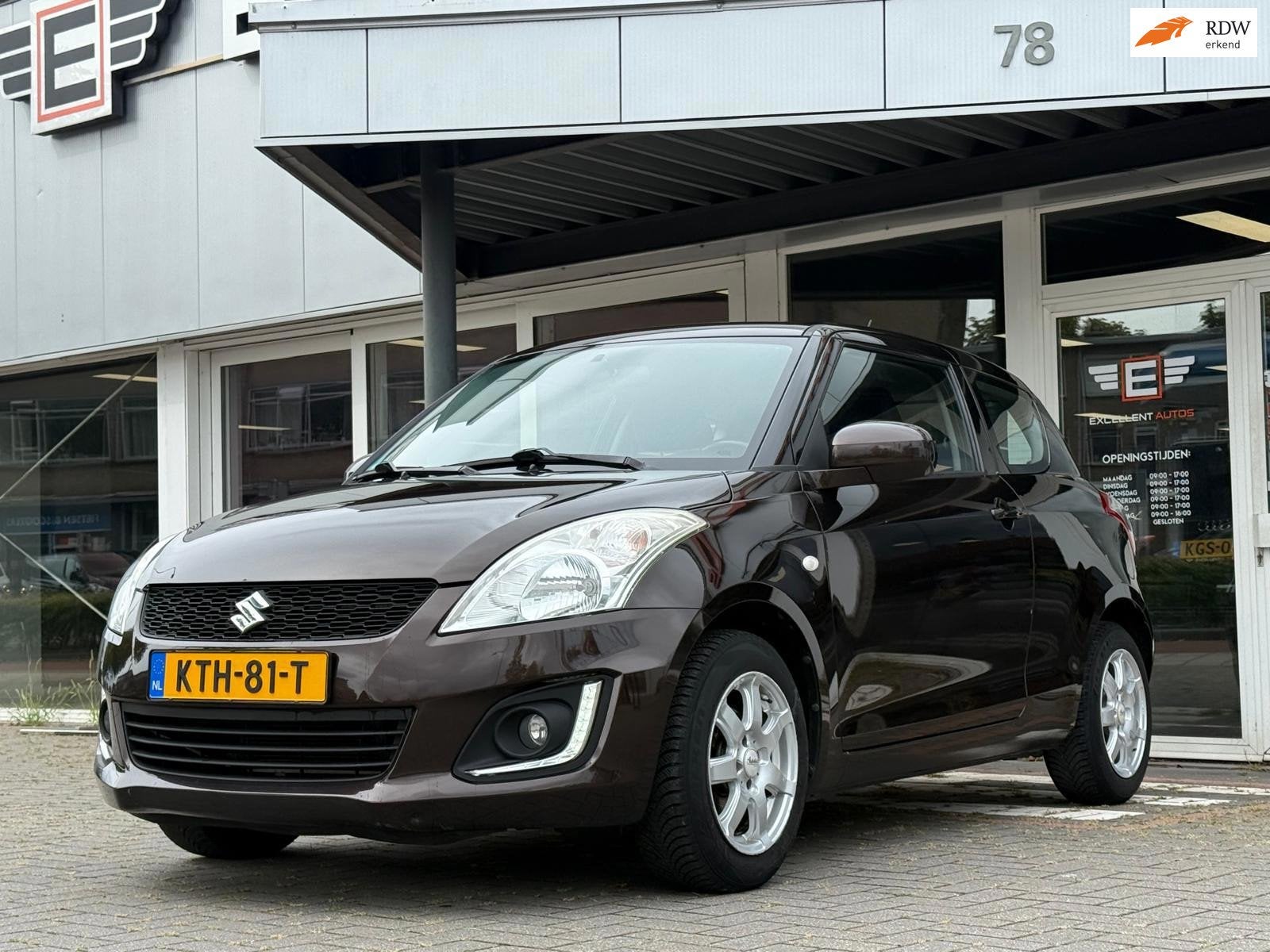 Suzuki SWIFT Base EASSS - Airco, Voorwielaandrijving, Stof, Gebruikt, Bruin