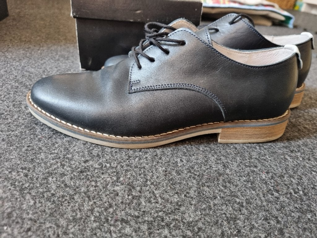 Ladies blue shoes size 38, Schoenen met lage hakken, Blauw, Ophalen of Verzenden, Zo goed als nieuw