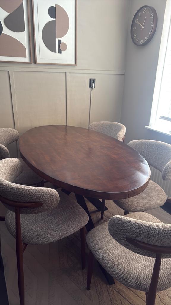 eettafel walnoot 160cm ovaal, Huis en Inrichting, Tafels | Eettafels, Zo goed als nieuw, 150 tot 200 cm, Ovaal, 50 tot 100 cm