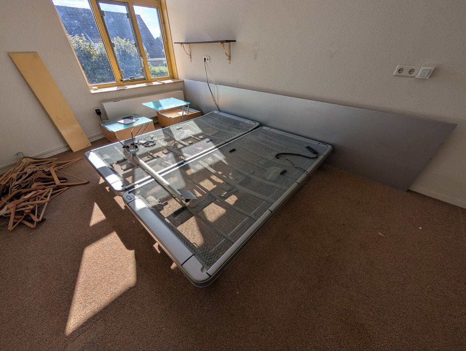 Auping Royal M4 bed met elektrisch verstelbare lattenbodems, Huis en Inrichting, Tweepersoons, Ophalen of Verzenden, 200 cm, Metaal