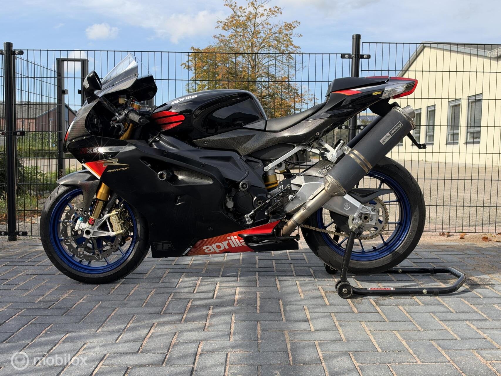 Aprilia RSV 1000 R 1000 Factory Ohlins, OZ velgen, Via Guglielmo Marconi, 2, 30033 Noale VE, Italië, Info@aprilia.com, Aprilia