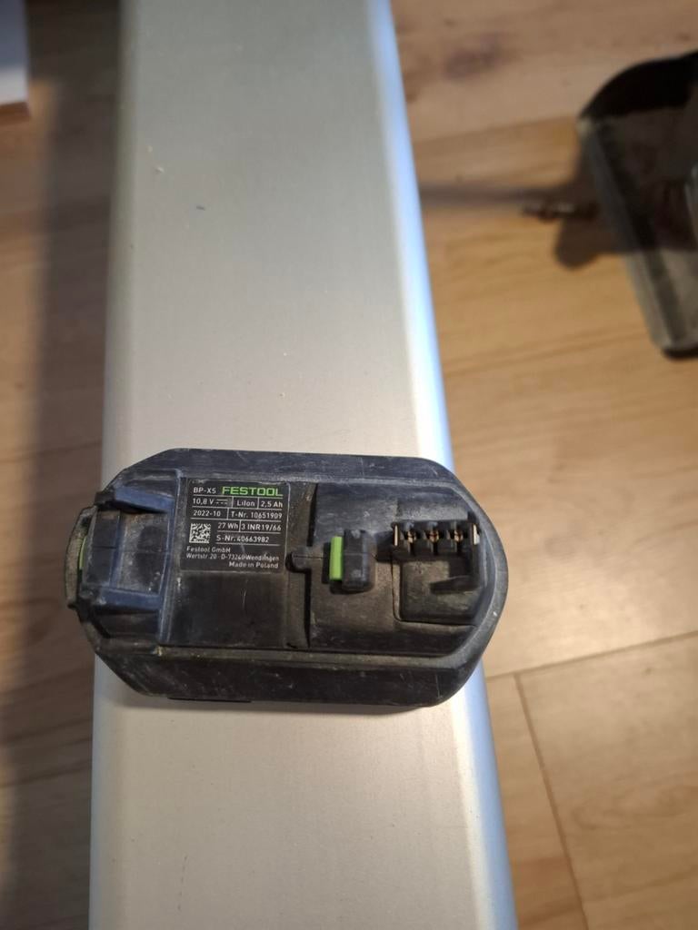 Festool accu, Doe-het-zelf en Verbouw, Gereedschap | Machine-onderdelen en Toebehoren, Ophalen of Verzenden