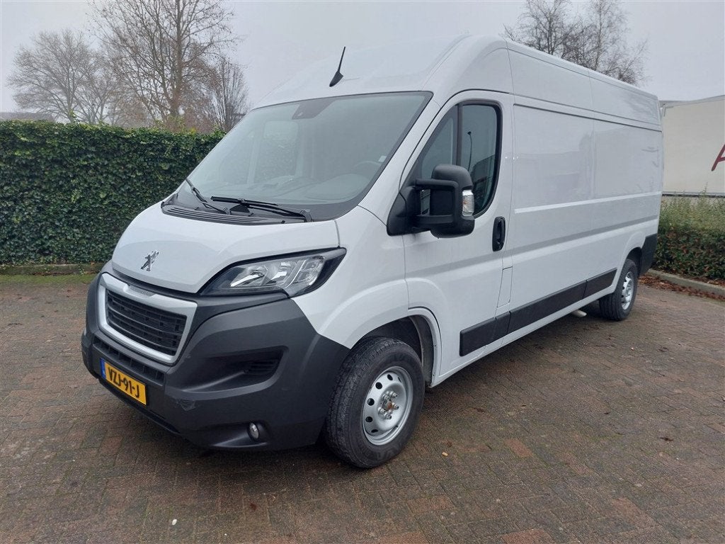 Peugeot Boxer GB 335 L3h2 Bluehdi 140PK S&S 2022 Wit, Auto's, Voorwielaandrijving, Stof, 4 cilinders, Wit