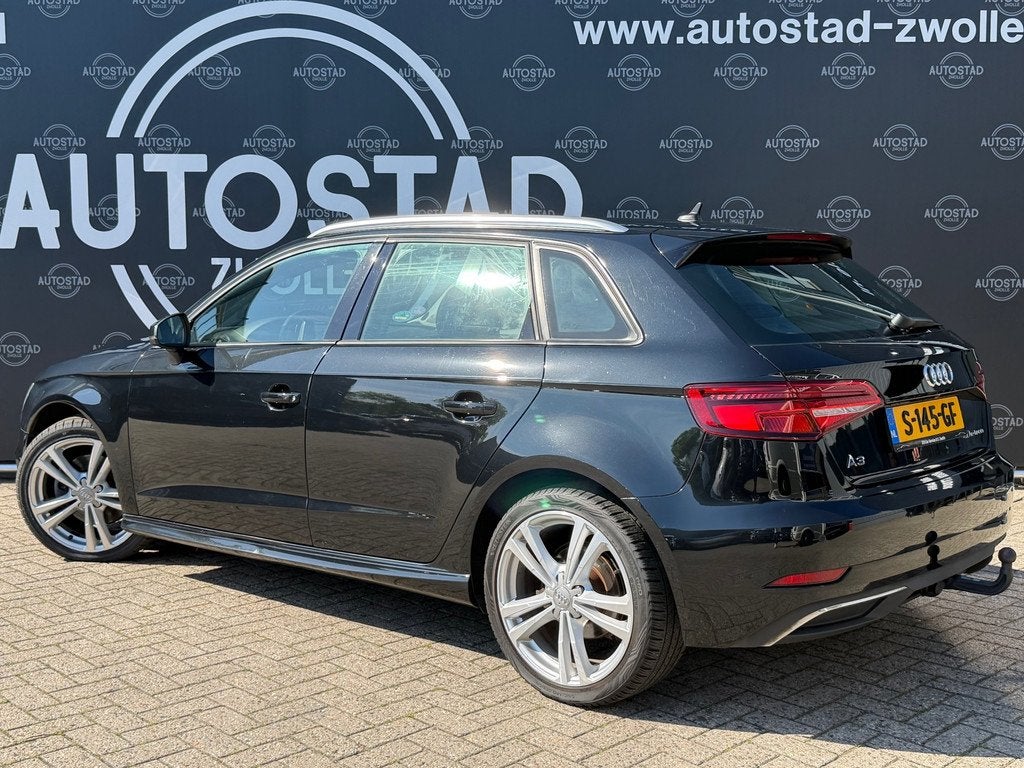 Audi A3 Sportback 40 e-tron Advance Sport Automaat / Virtual, Auto's, Audi, 8 kWh, Stof, 4 cilinders, 150 pk