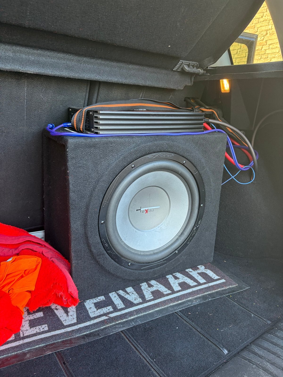 Excalibur 1000W Subwoofer + Renegade RXA1100 Versterker, 120 watt of meer, Ophalen, Overige merken, Gebruikt