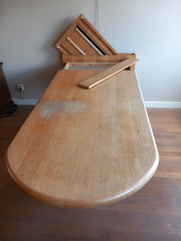 Eiken uitschuifbare eettafel