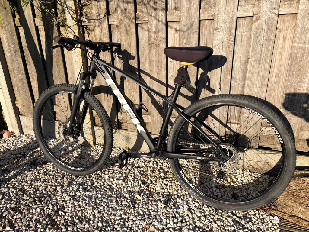 Mountainbike Trek Marlin 5, Fietsen en Brommers, Fietsen | Mountainbikes en ATB, Zo goed als nieuw, Dames, Trek, Ophalen