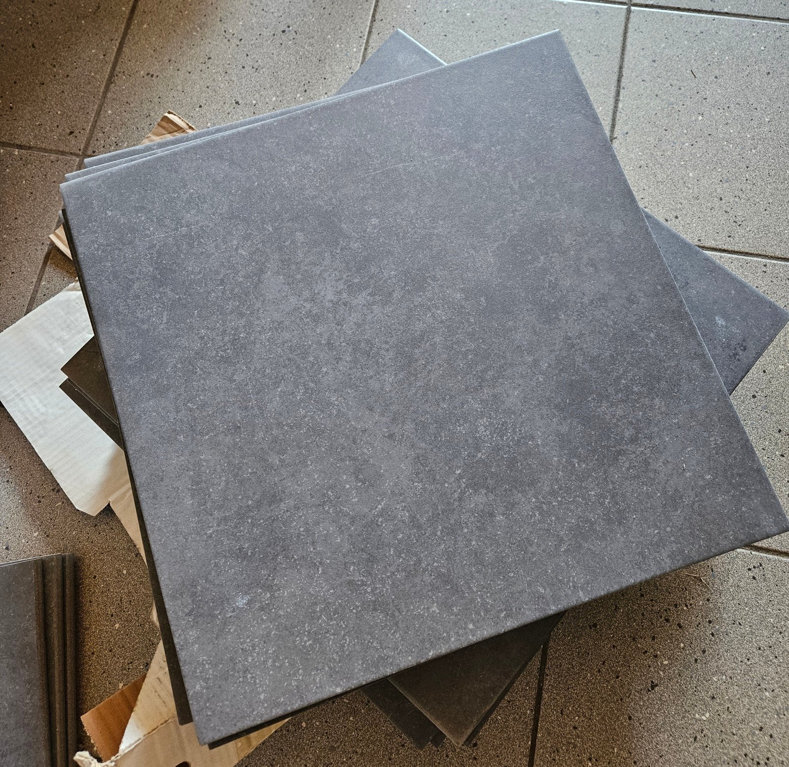 Gratis tegels en plinten - vandaag afhalen, Doe-het-zelf en Verbouw, Tegels, Ophalen, 40 tot 60 cm, 40 tot 60 cm, Keramiek