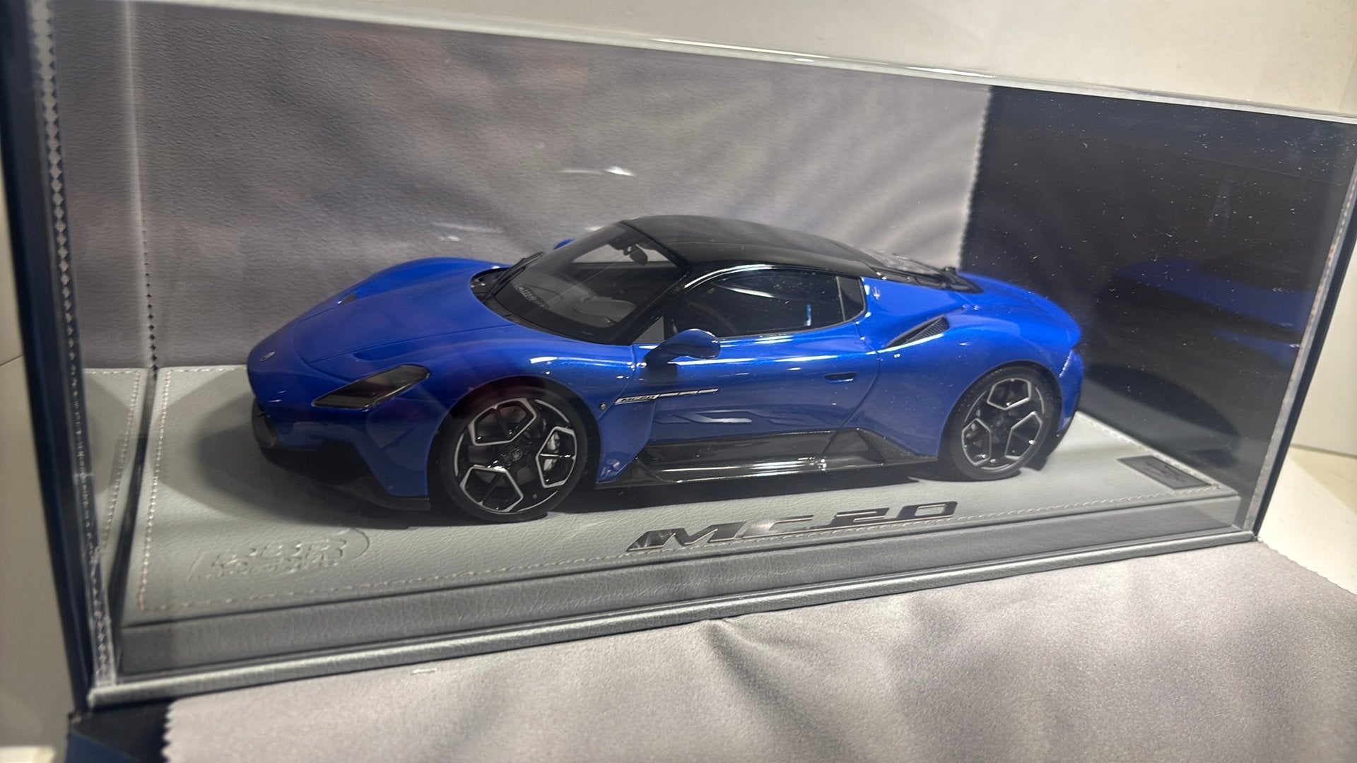 Maserati mc20 bleu BBR 1.18, Ophalen of Verzenden, A, A, A