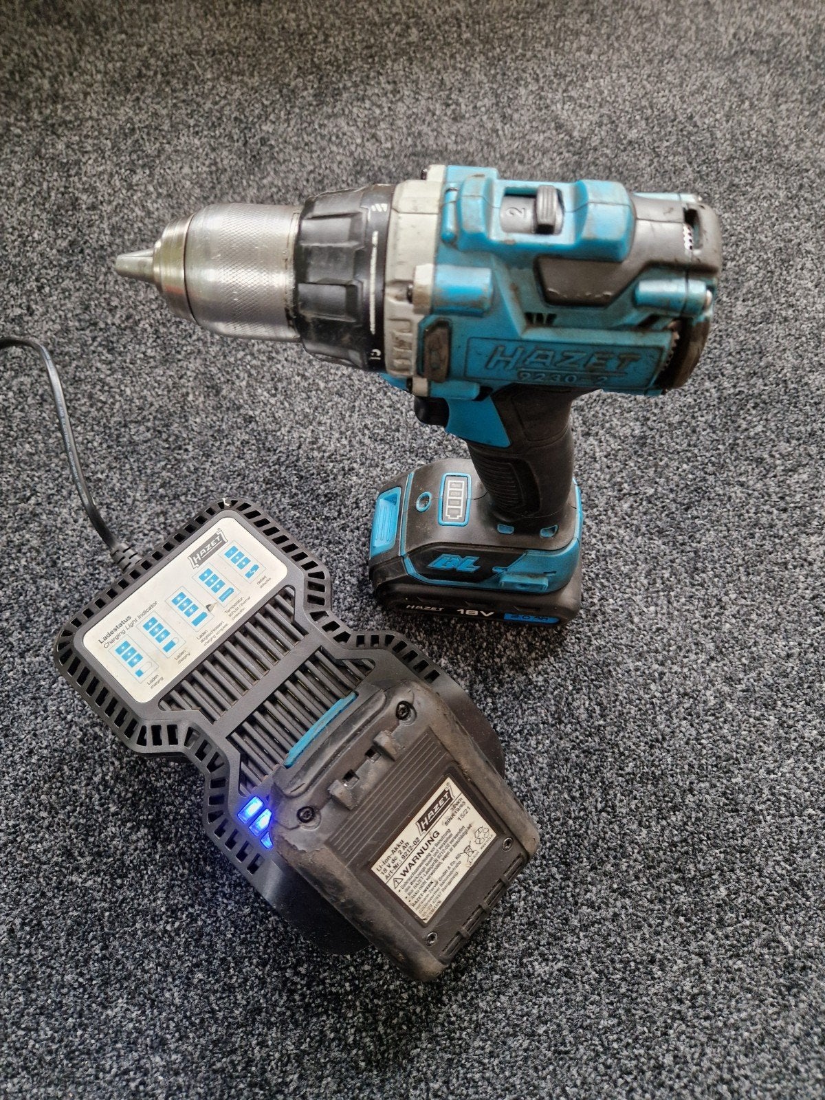 HAZET Accu Boormachine met accu's en lader, Ophalen of Verzenden, Gebruikt, Boormachine
