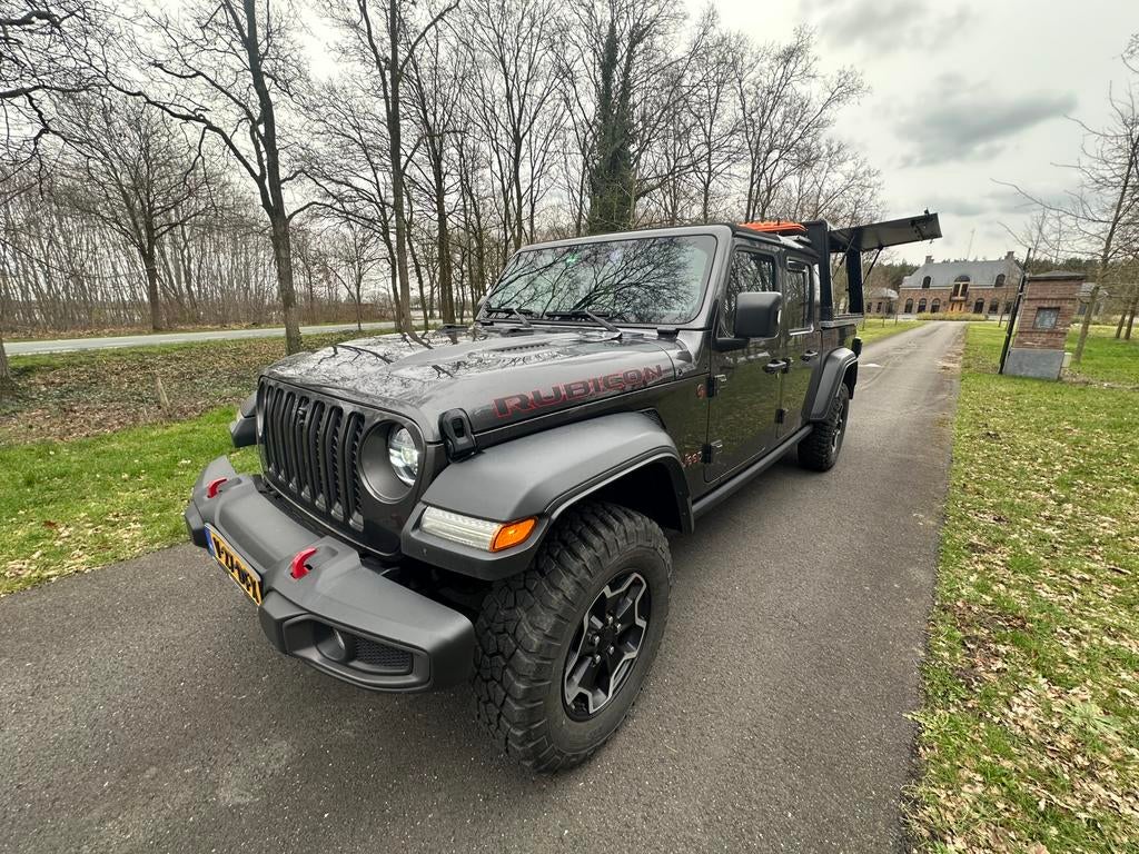 Jeep Gladiator Rubicon 3.6 V6 2024 5 Persoons grijskenteken, Automaat, Leder, Vierwielaandrijving, Dealer onderhouden