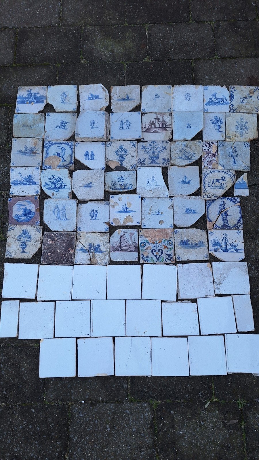antieke delfts blauwe tegeltjes en witjes, Ophalen