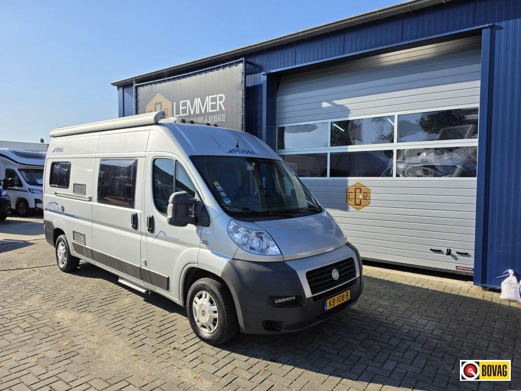 Pössl 2 Win Zonnepaneel, Trekhaak, Buscamper of Camperbus, Ringverwarming, Luifel, Fiat