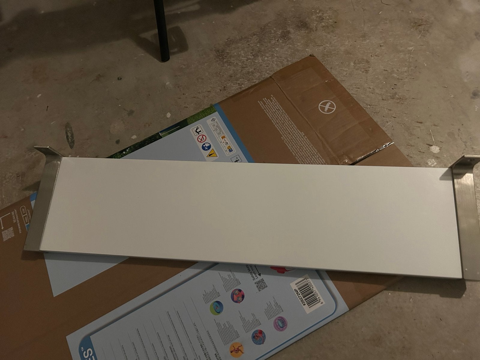 IKEA Hoogglans Witte Wandplank met RVS Beugels (81x19cm), Ophalen, Zo goed als nieuw