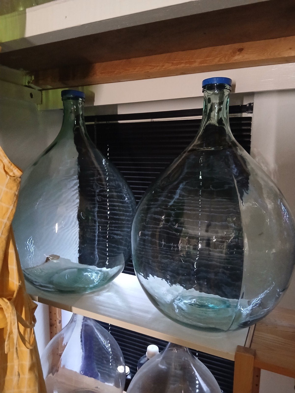 grote vazen, wijnflessen,brocante, Ophalen, Glas