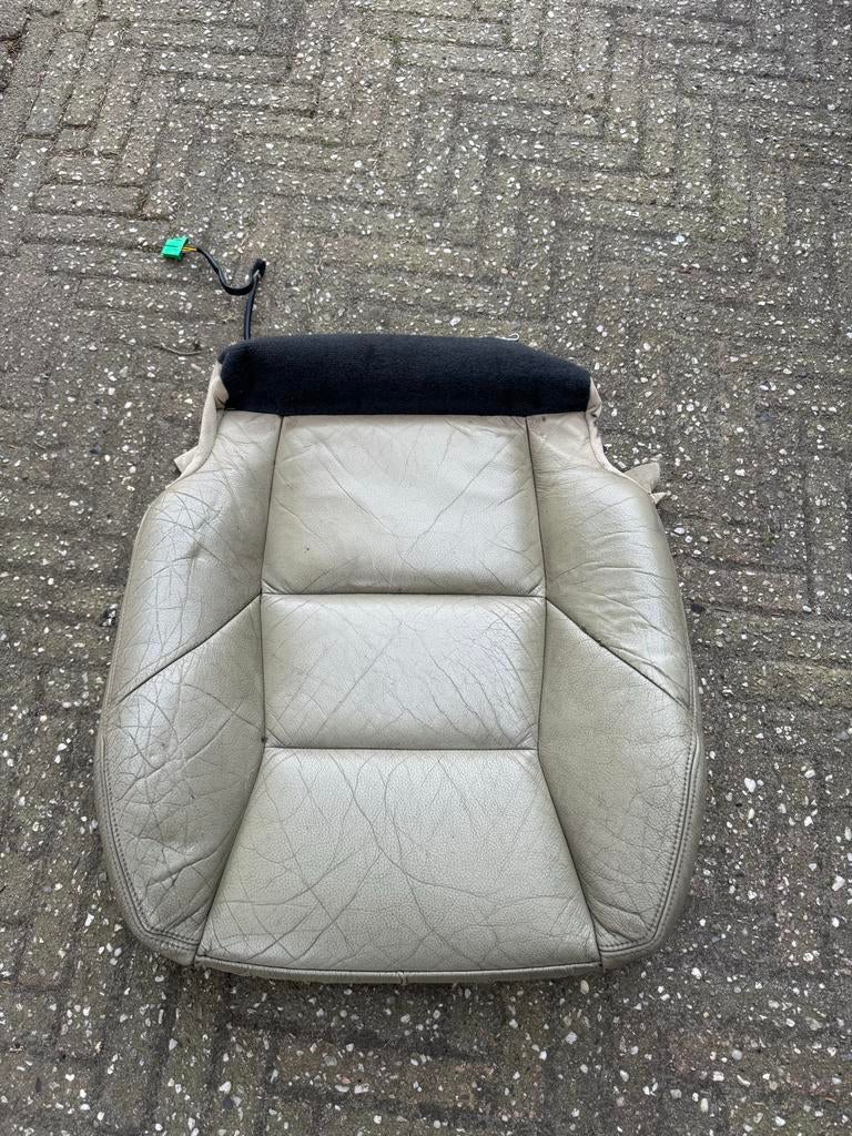 Volvo V70 Voorstoel Zitting - Beige Leer, Auto-onderdelen, Ophalen of Verzenden, Gebruikt, Volvo