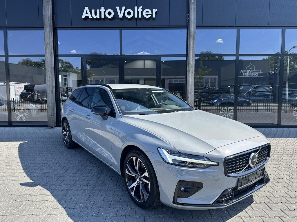 Volvo V60 2.0 B4 Plus Dark ACC|360|Vapour Grey, Auto's, Volvo, Bedrijf, Te koop, V60, 360° camera, ABS, Achteruitrijcamera, Adaptive Cruise Control