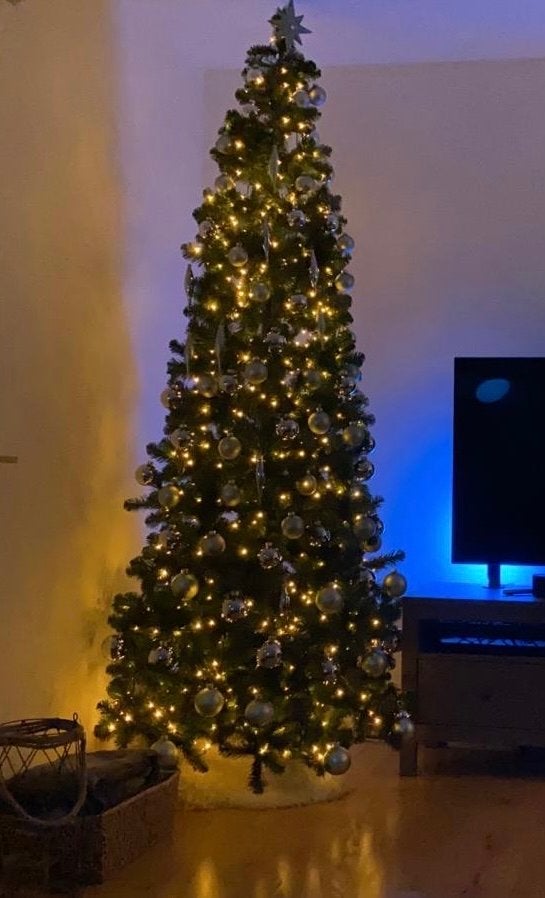 Kunst kerstboom inclusief ballen, Diversen, Kerst, Ophalen, Zo goed als nieuw