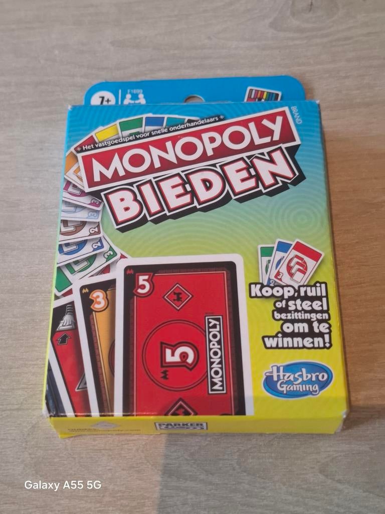 Monopoly Bieden Kaartspel - Zo goed als nieuw, Ophalen of Verzenden, Zo goed als nieuw, Hasbro European Services, 4 The Square, Stockley Park, Uxbridge, Middlesex, UB11 1ET, UK
