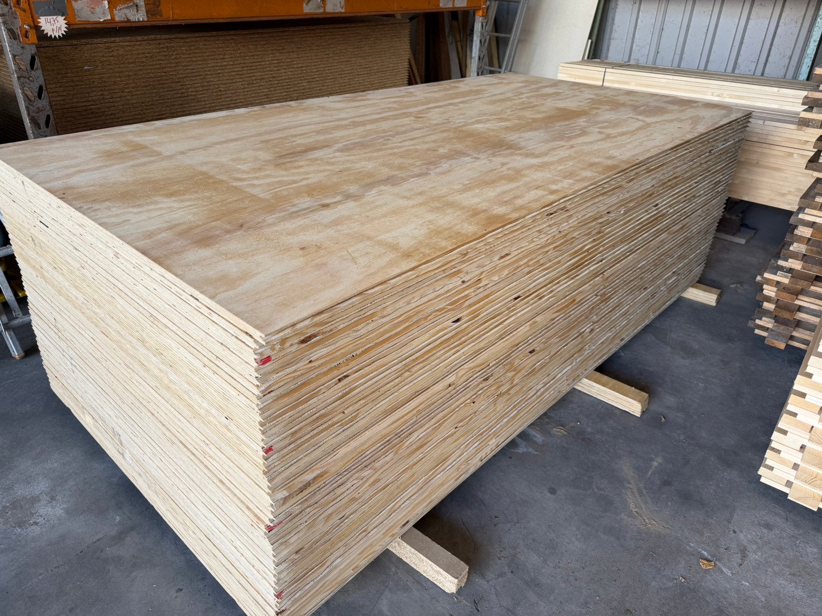 Underlayment platen te koop Elliottis pine 18mm, Ophalen, Nieuw, Minder dan 180 cm, Palen