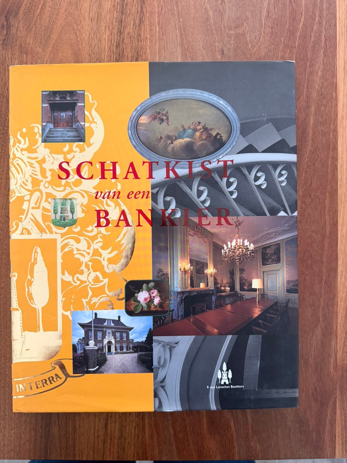 Illustratieboek schatkist van een bankier, Ophalen, Zo goed als nieuw, Architecten