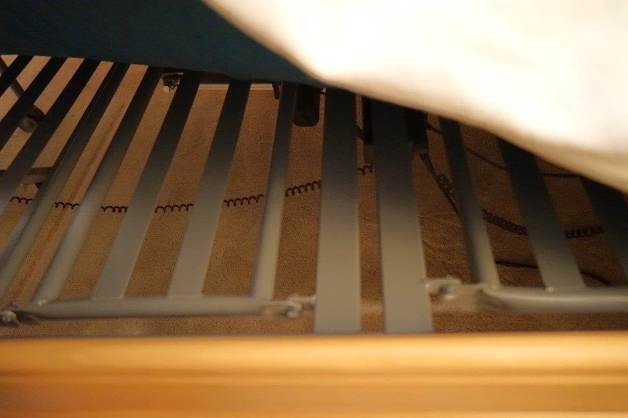 Elektr.hoog-laag bed & matras, bedhek, voet/knie/hoofdsteun, Ophalen, Verstelbaar, Eenpersoons, Beige