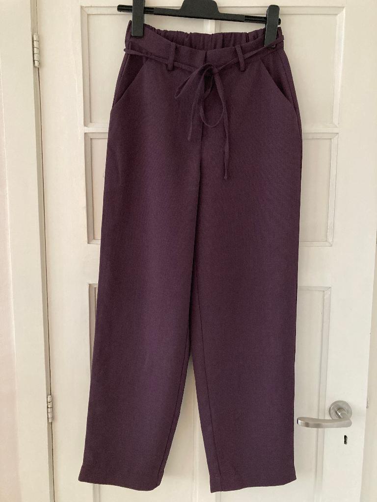 Paarse zomer broek van Vero Moda - maat S (nieuw), Kleding | Dames, Broeken en Pantalons, Vero Moda, Paars, Ophalen of Verzenden