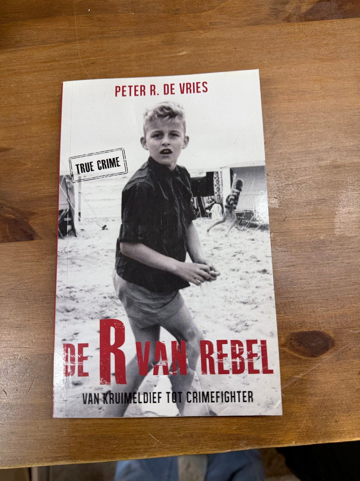 De R van Rebel - Peter R. de Vries (True Crime), Ophalen of Verzenden, Zo goed als nieuw