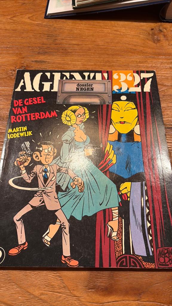 Agent 327 negen, Eén stripboek, Ophalen of Verzenden, Gelezen