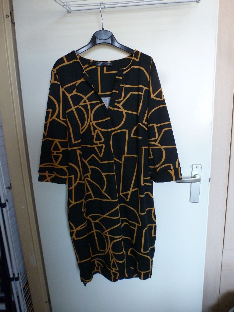 winter jurk BODYFLIRT zwart geel TRAVELSTOF 46 -GRATIS zend, Verzenden, Zwart, Maat 46/48 (XL) of groter, Nieuw