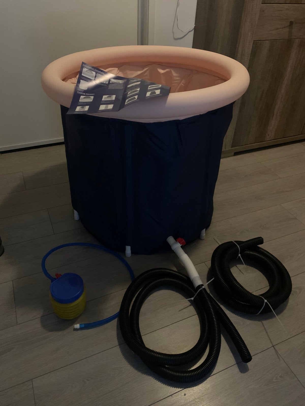 Opblaasbaar/opzetbaar zitbad, Ophalen, Zo goed als nieuw, Badje