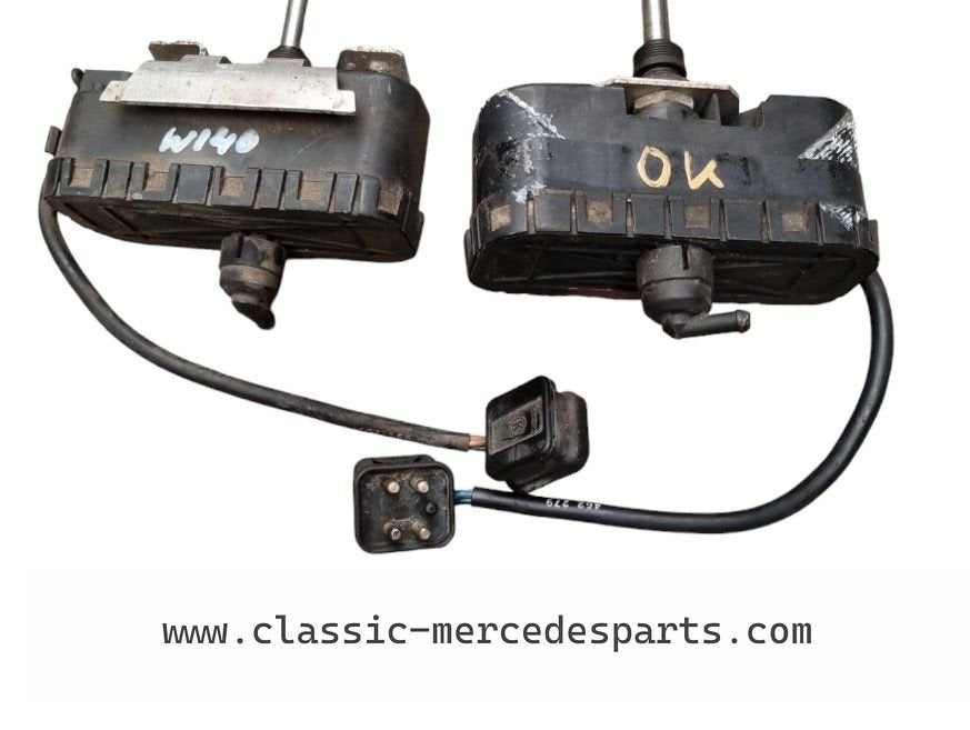 Koplampwissermotor links en rechts Mercedes w140, Auto-onderdelen, Verlichting, Gebruikt, -, Ophalen of Verzenden, -