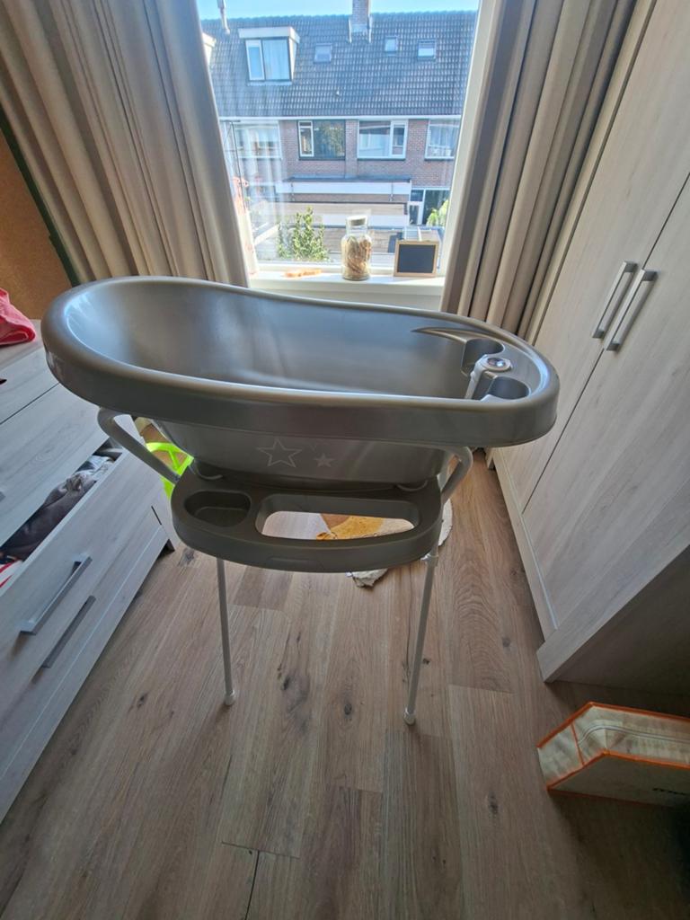 Babybadje, Kinderen en Baby's, Badjes en Verzorging, Ophalen, Zo goed als nieuw, Badje, Bébé-jou