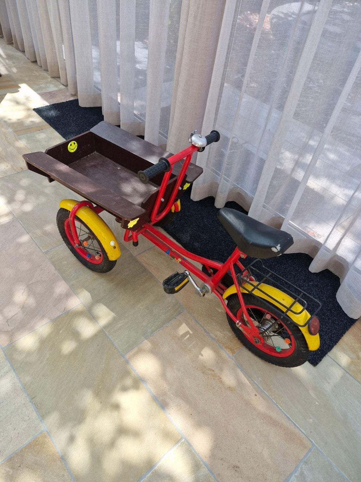Kinderbakfiets Rood/Geel - merk: LOEKI, Ophalen of Verzenden, Gebruikt, 1 kind