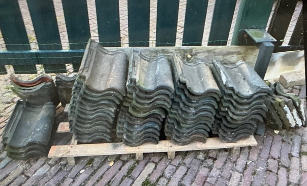 Oude dakpannen, Doe-het-zelf en Verbouw, Ophalen, Gebruikt, Steen of Klei, 5 tot 10 m²