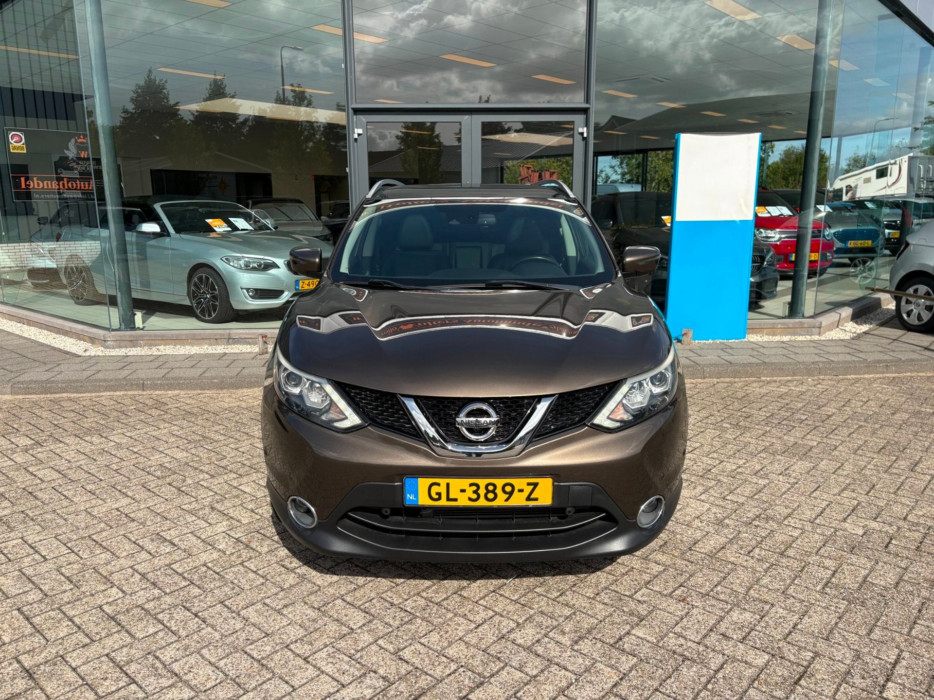 Nissan Qashqai 1.2 Tekna *PANO, Auto's, Voorwielaandrijving, Gebruikt, Zwart, 4 cilinders