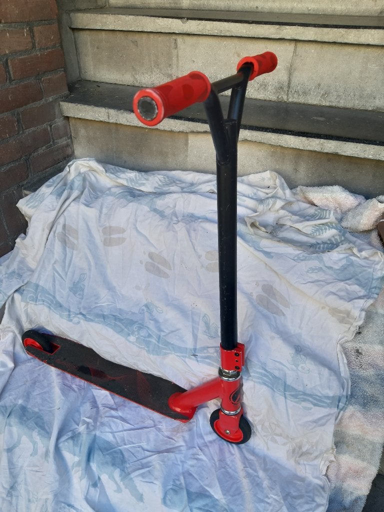 Micro Sprite kinderstep, stuntsteps, rood, ook opvouwbare, Ophalen, Gebruikt, Gewone step, OXELO
