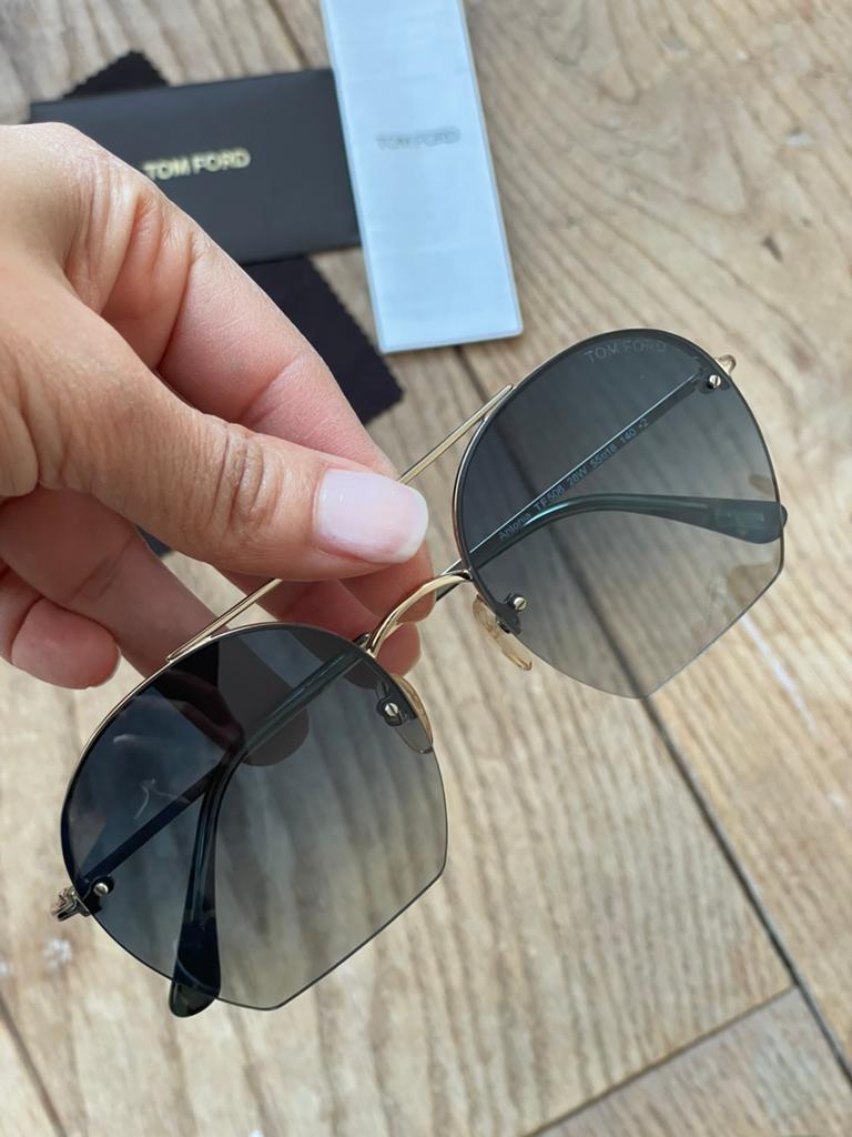 Tom Ford Zonnebril - Stijlvol en Tijdloos, Overige merken, Zonnebril, Overige kleuren, Ophalen of Verzenden