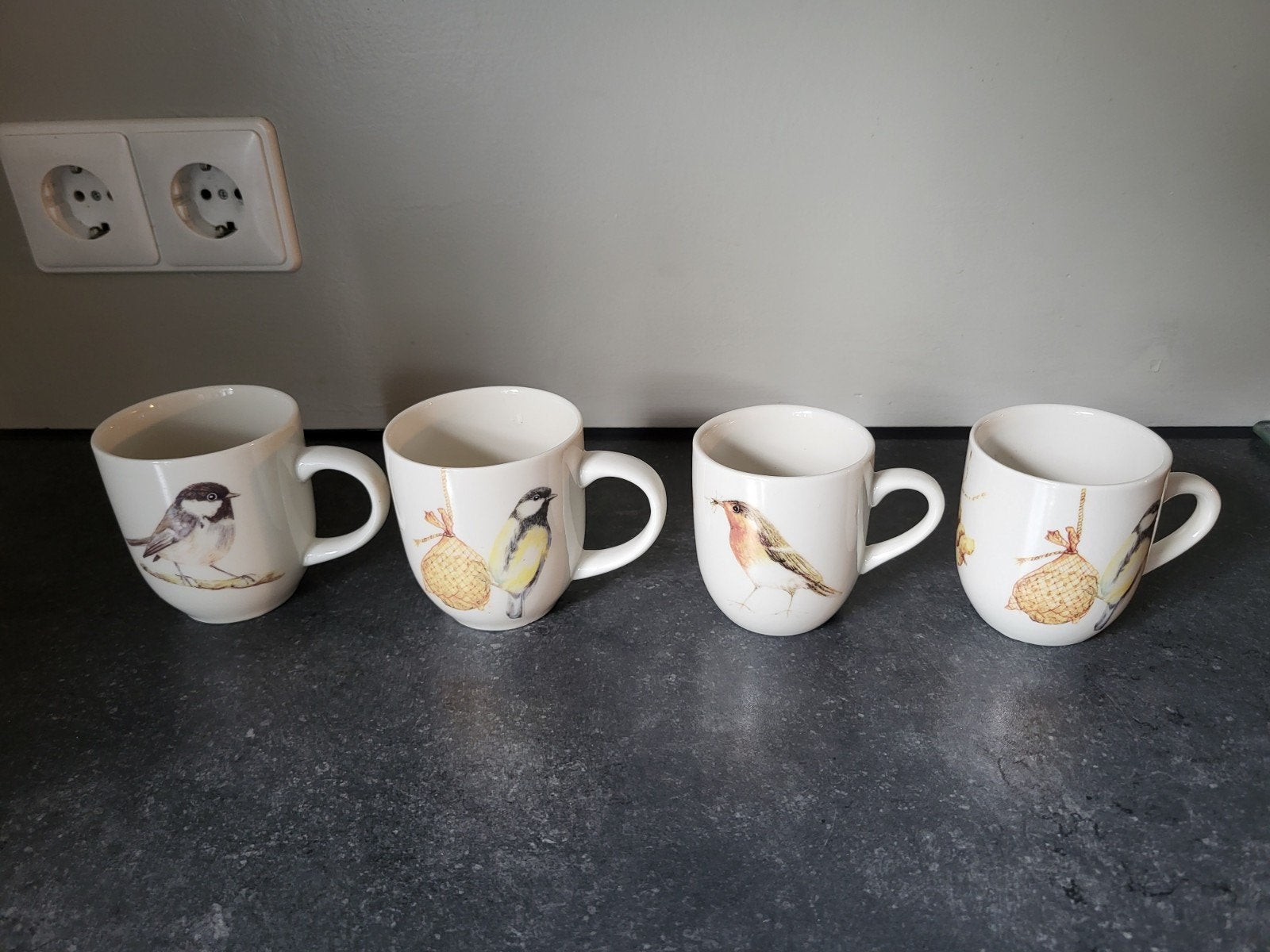Jet by Ter Steege Winter Vogels Mokken Set van 4, Huis en Inrichting, Keuken | Servies, Keramiek, Zo goed als nieuw, Overige stijlen