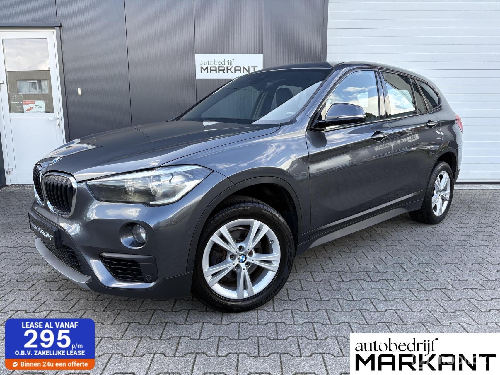BMW X1 sDrive HighE. Leder / HUD / Elek. achterklep / Camera, Auto's, Gebruikt, 116 pk, 23 km/l, Leder
