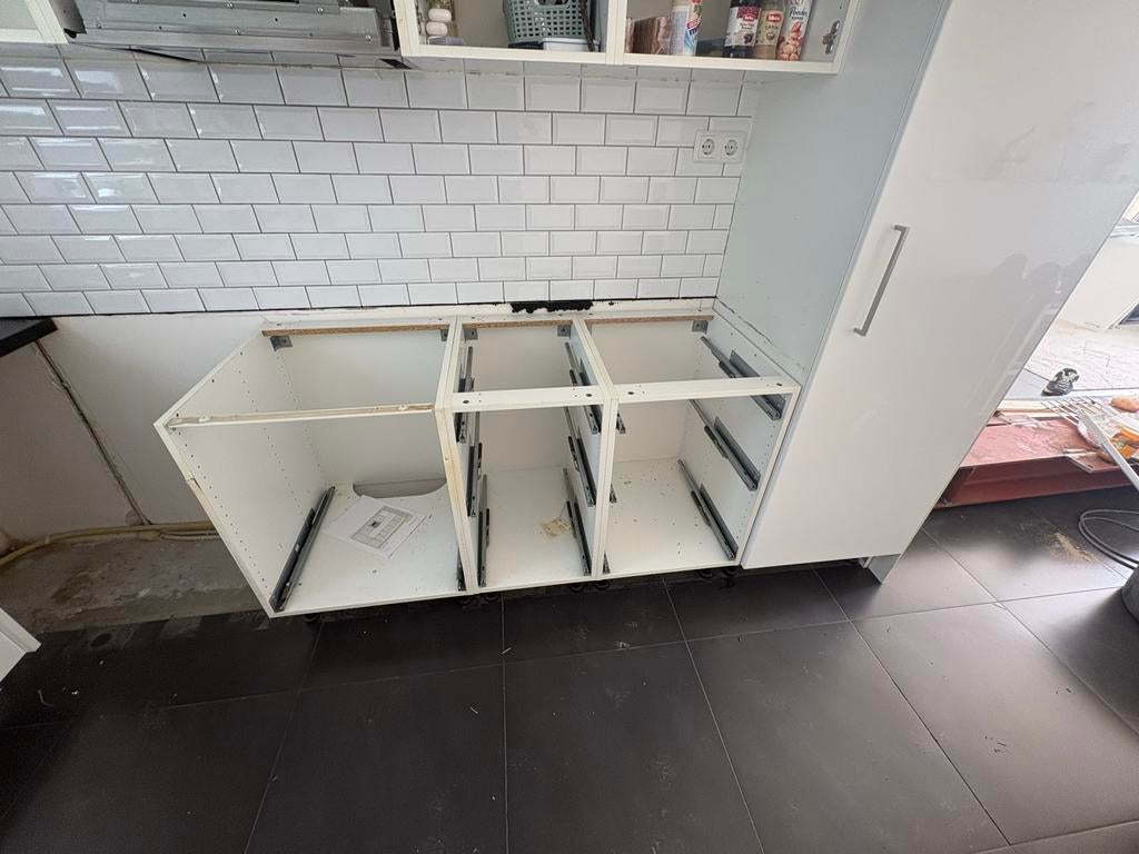 Complete keukenonderdelen incl. stenen blad en Boretti koelk, Ophalen, Zo goed als nieuw
