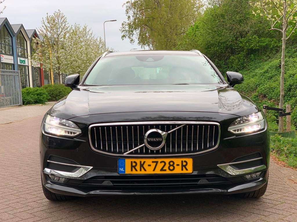 Volvo V90 2.0 D4 Inscription 190PK LEDER PILOT 19'' 2018, Auto's, Volvo, 1969 cc, 1634 kg, Zwart, Diesel