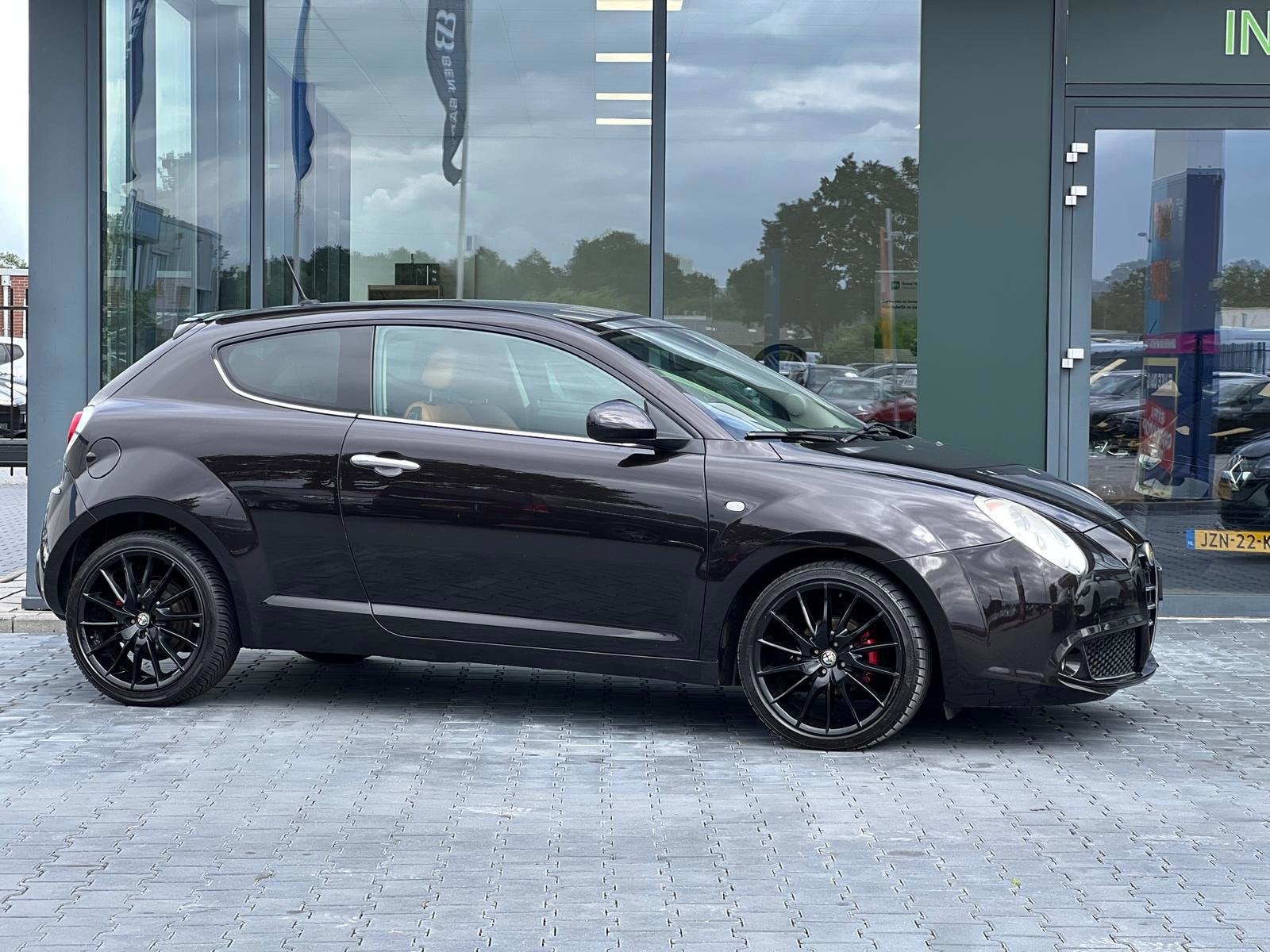 Alfa Romeo MiTo 0.9 TWINAIR DISTINCTIVE NAVI LEDER, Voorwielaandrijving, Euro 5, 86 pk, Gebruikt