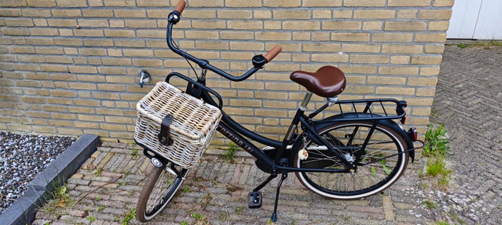 Meisjesfiets Cortina U4, 3 versnellingen, 24 inch, zeer mooi, Fietsen en Brommers, Fietsen | Dames | Damesfietsen, Zo goed als nieuw