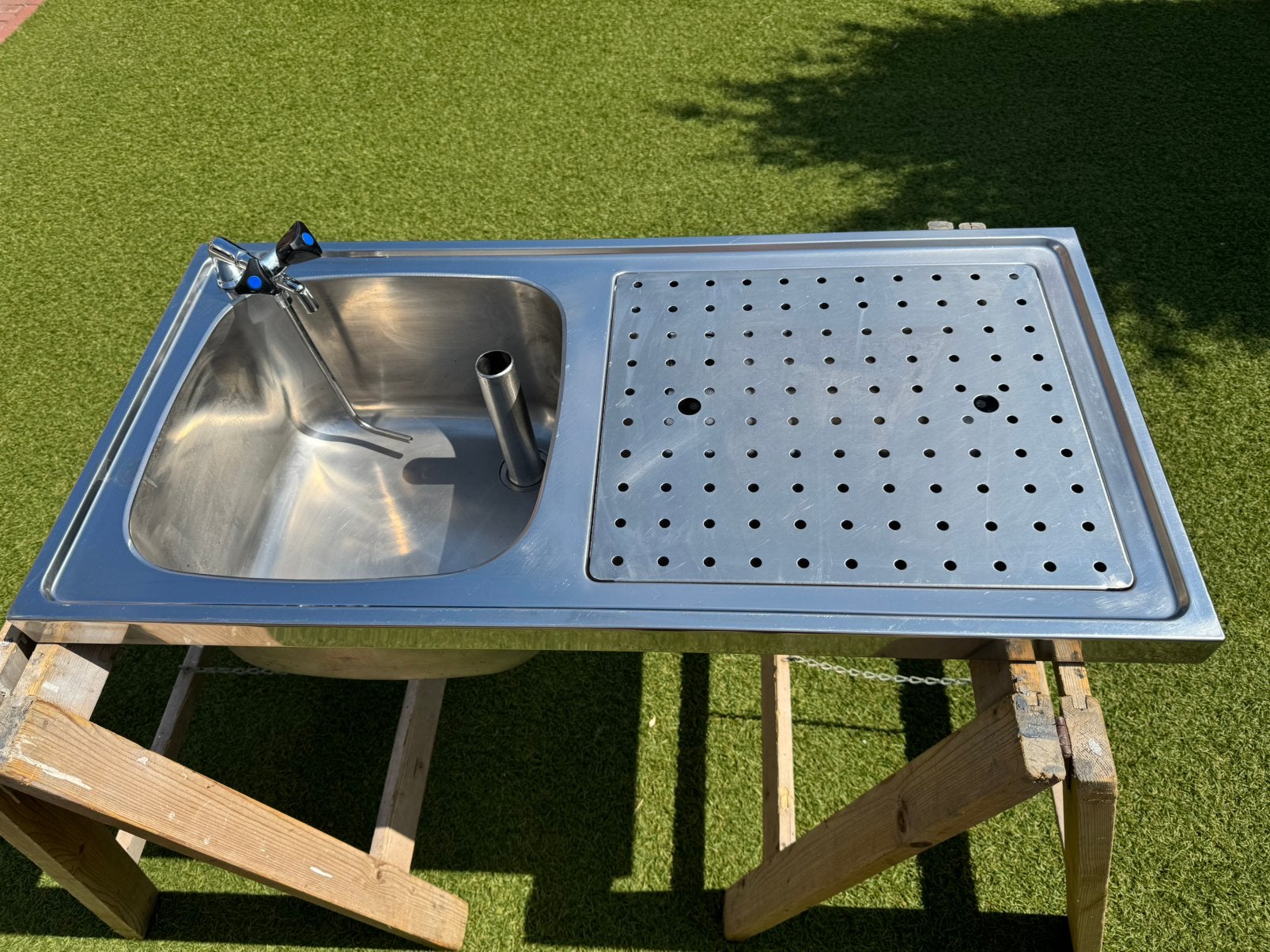Lekblad, met spoelbak, thuistap, mancave, bar, waterkraan, Ophalen, Zo goed als nieuw