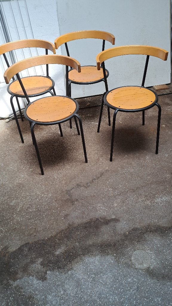 4 x leuke bijzet of keukenstoel - stapelstoel, Ophalen, Gebruikt, Zwart, Vier