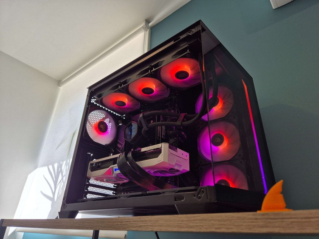 PREDATOR RGB GAMING | RX 9070 XT 16GB, i5 14600KF, 32GB DDR4, Niet ingevuld, 32 GB, Virtual Reality, Niet ingevuld