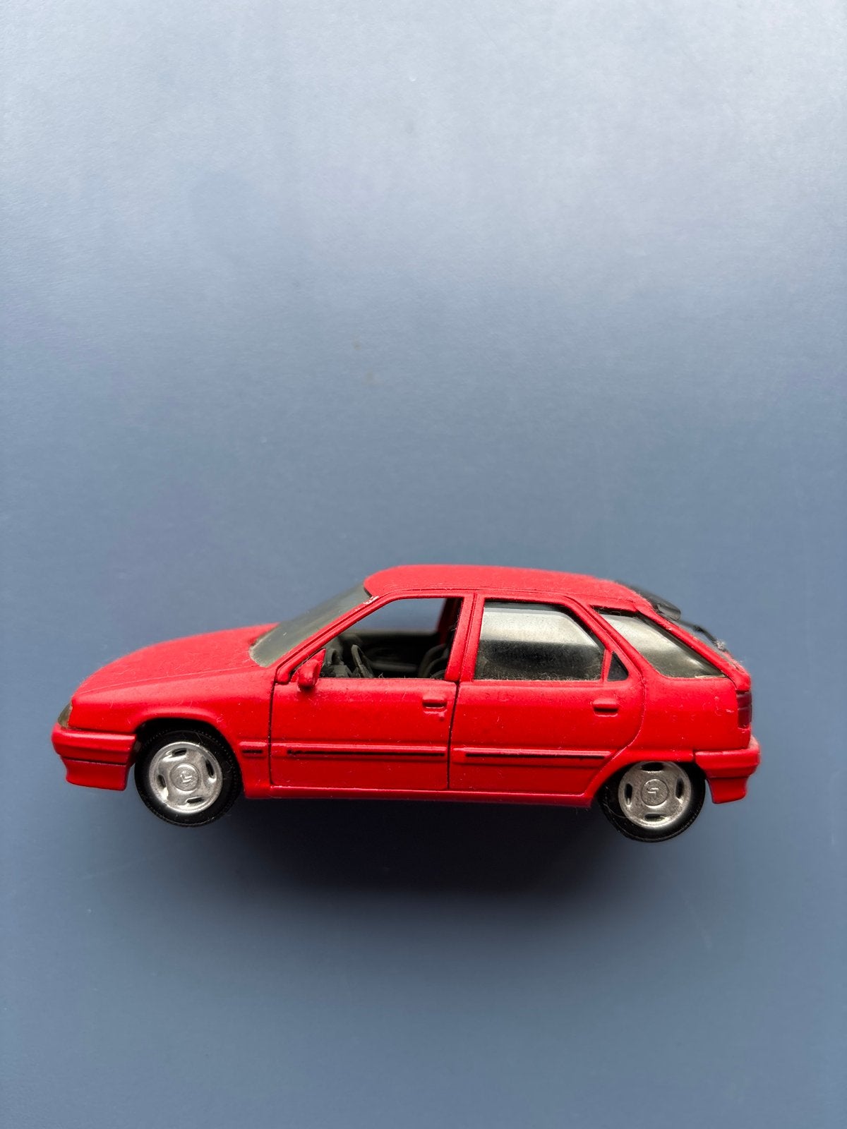 Citroën ZX 1/43 Solido - Rode Miniatuur Auto, Ophalen of Verzenden, Zo goed als nieuw