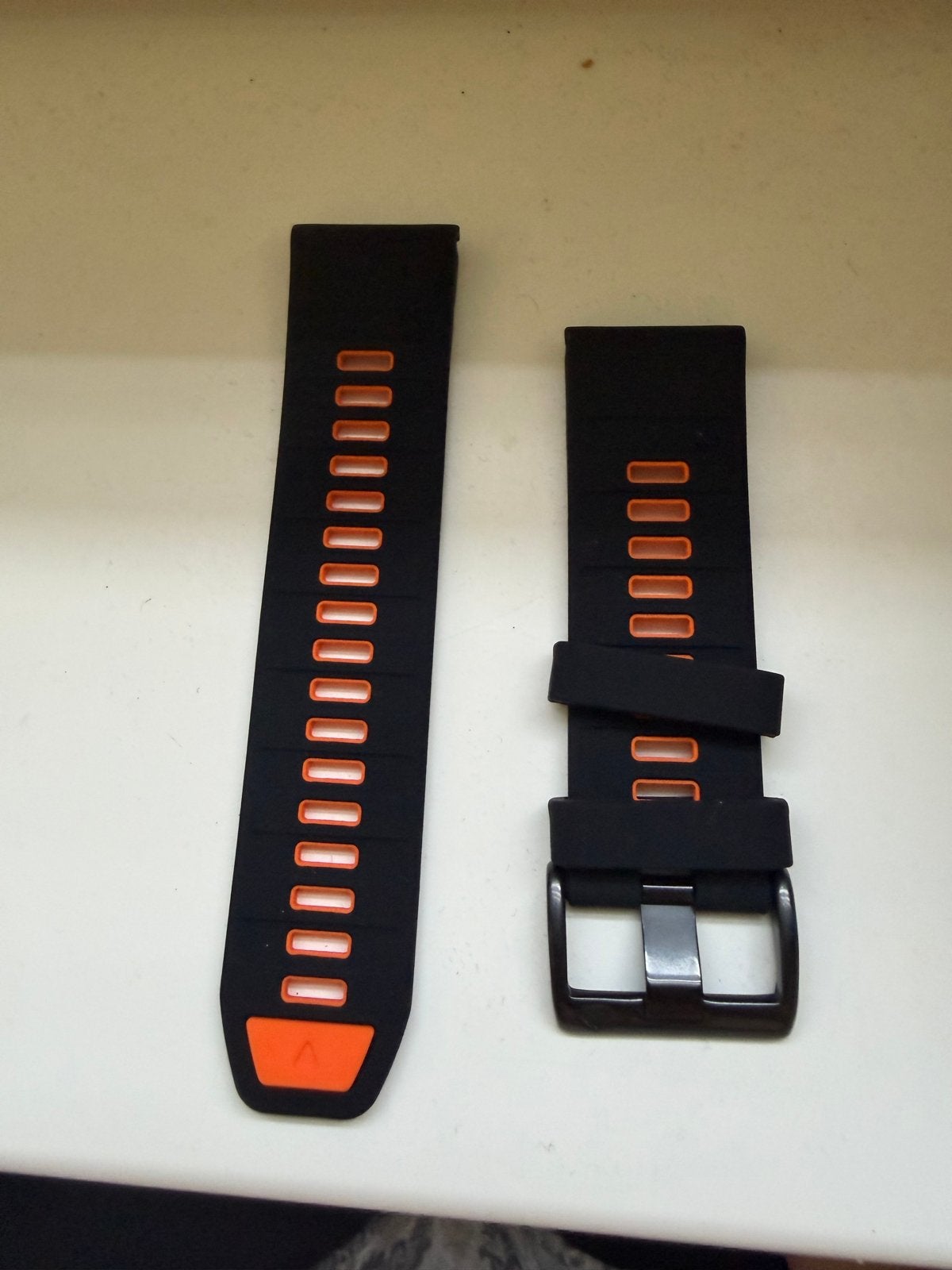 Horlogebandje 26mm Quickfit Zwart/Oranje, Ophalen of Verzenden, Nieuw, Zwart, Android