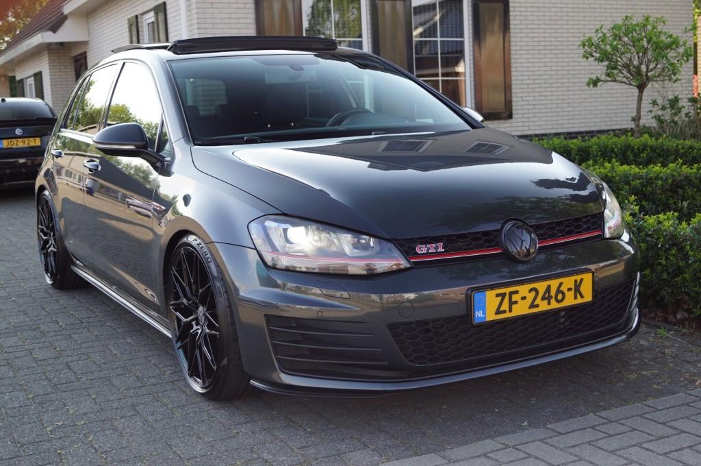 Volkswagen GOLF GTI 2.0 TSI DSG Armytrix/Pano/Keyless/Dynaui, Auto's, Automaat, Gebruikt, Euro 6, 4 cilinders